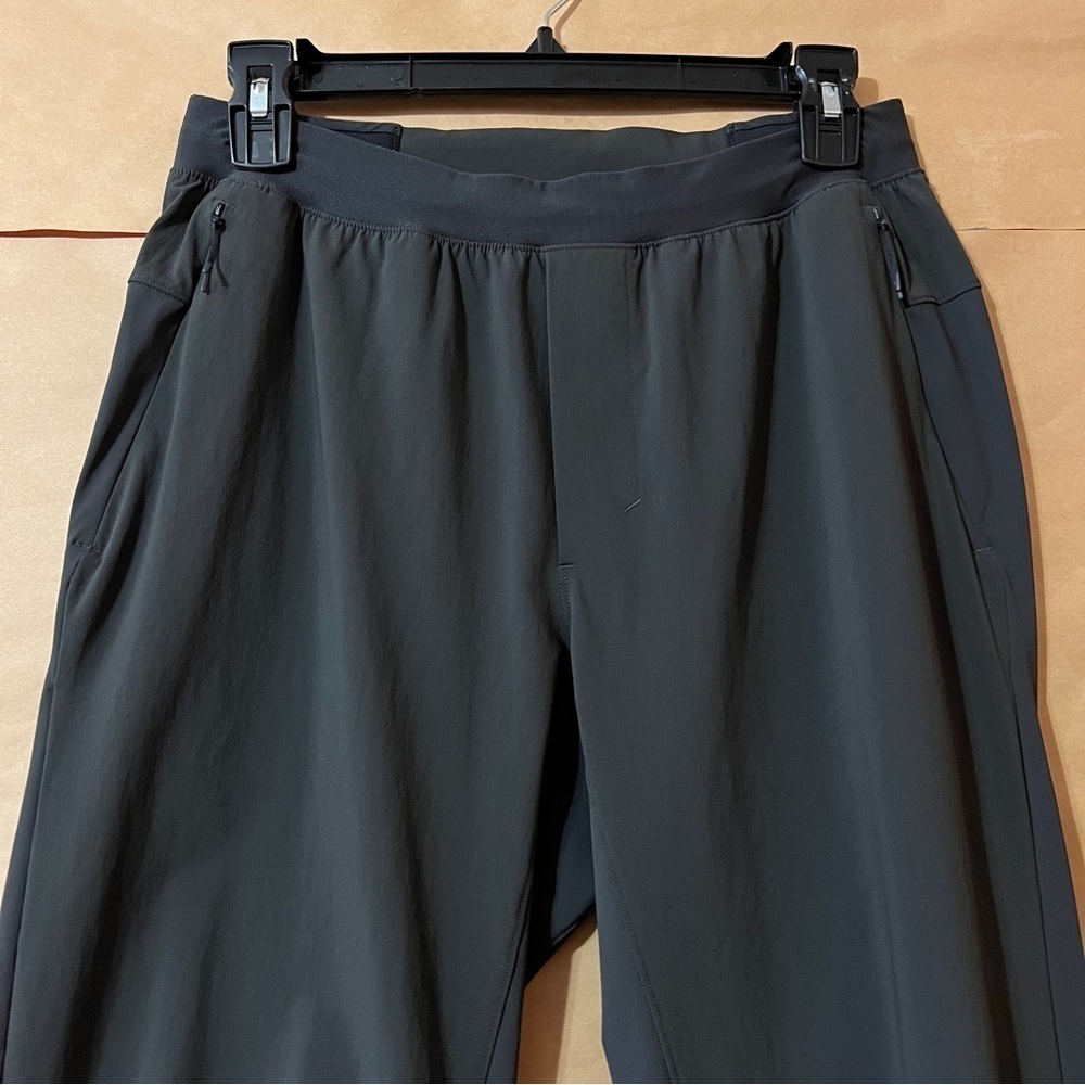 Lululemon | Men's Surge Hybrid Pants Performance Joggers Graphite Grey Size S - Picture 4 of 14